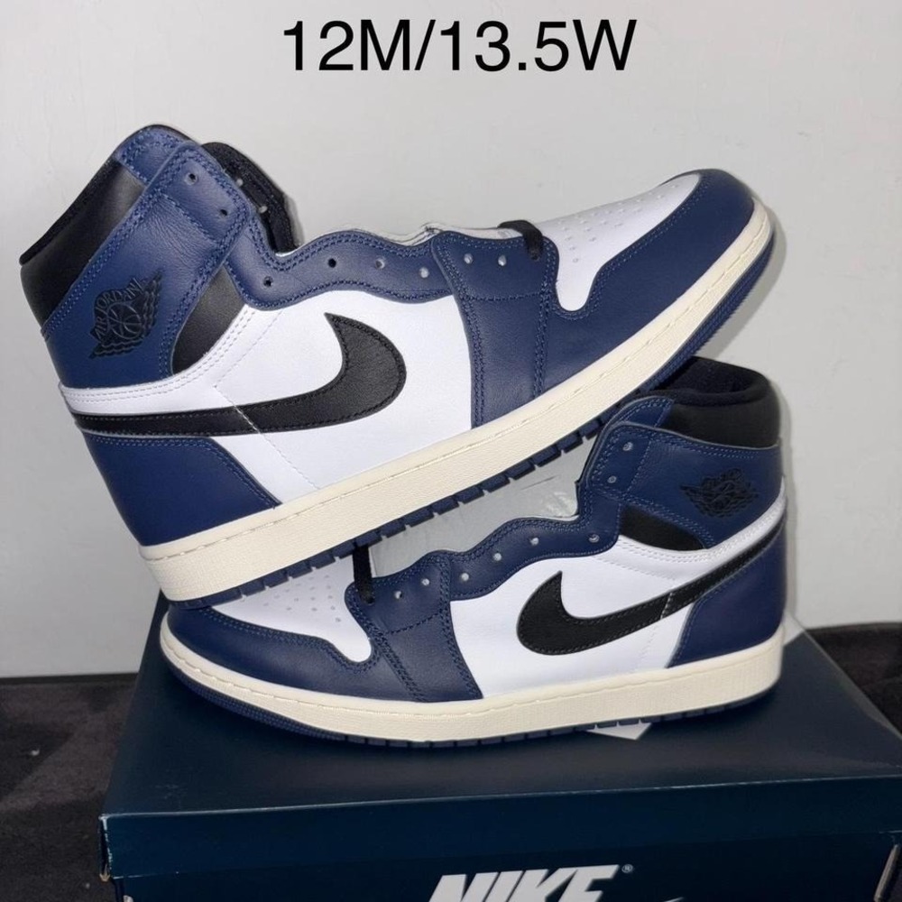 Air Jordan 1 Retro High OG "Midnight Navy" (DZ5485-401)